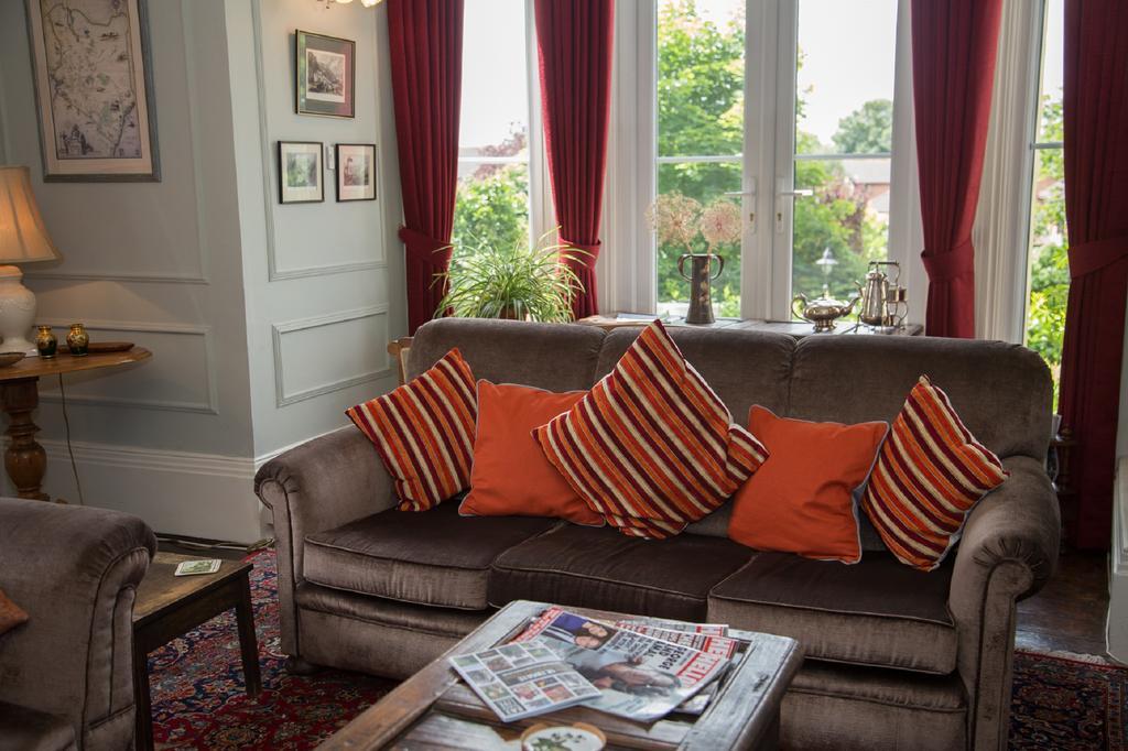 Bed and Breakfast Southbank House à Hereford Extérieur photo